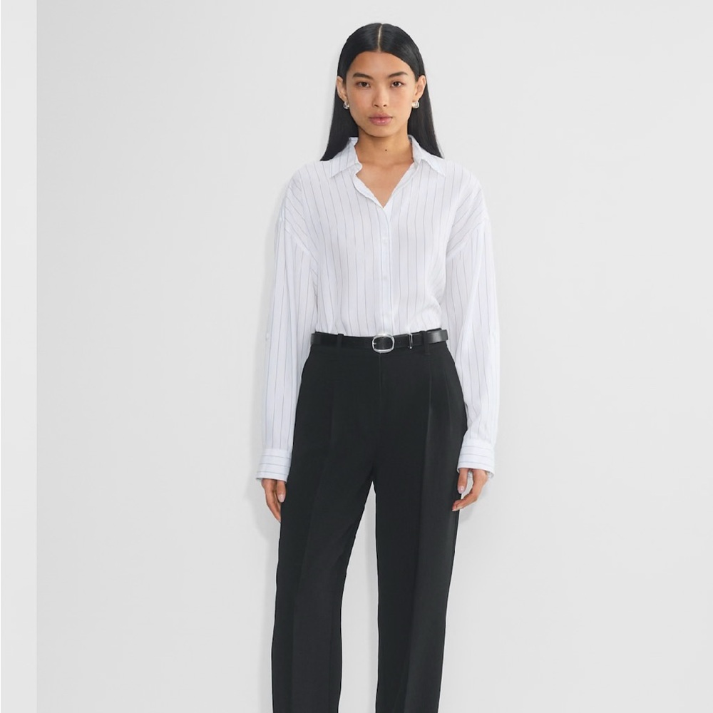 Aritzia Effortless Pant size 4, Black. New without tags